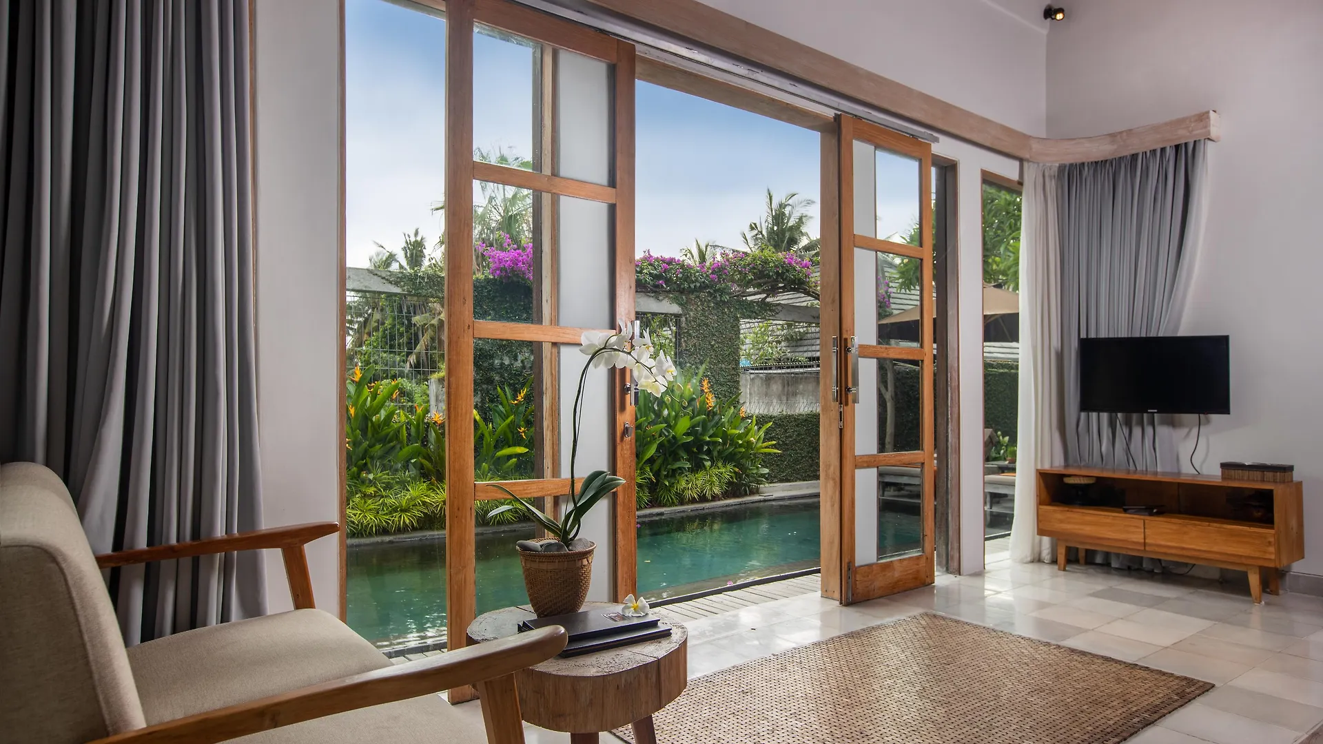 Villa Kayu Lama Ubud  Indonesia